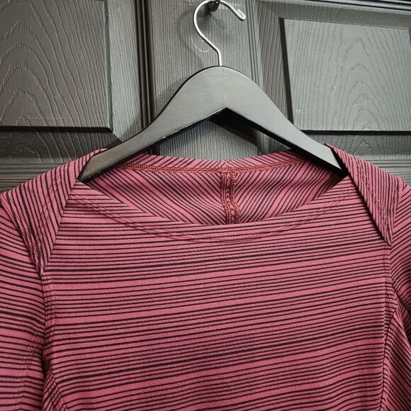 Lululemon Kanto Catch Me Long Sleeve in Kanto Stripe Wine Berry Black        409 - Picture 14 of 16